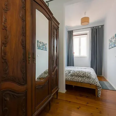 Fado-Mouraria Apartamento Lisboa